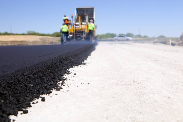 Best Affordable Driveway Pavers  in Freeport, IL